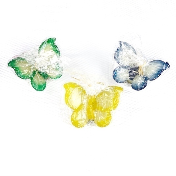 New-3 butterfly shaped standAlone/Floating candles - Picture 1 of 8